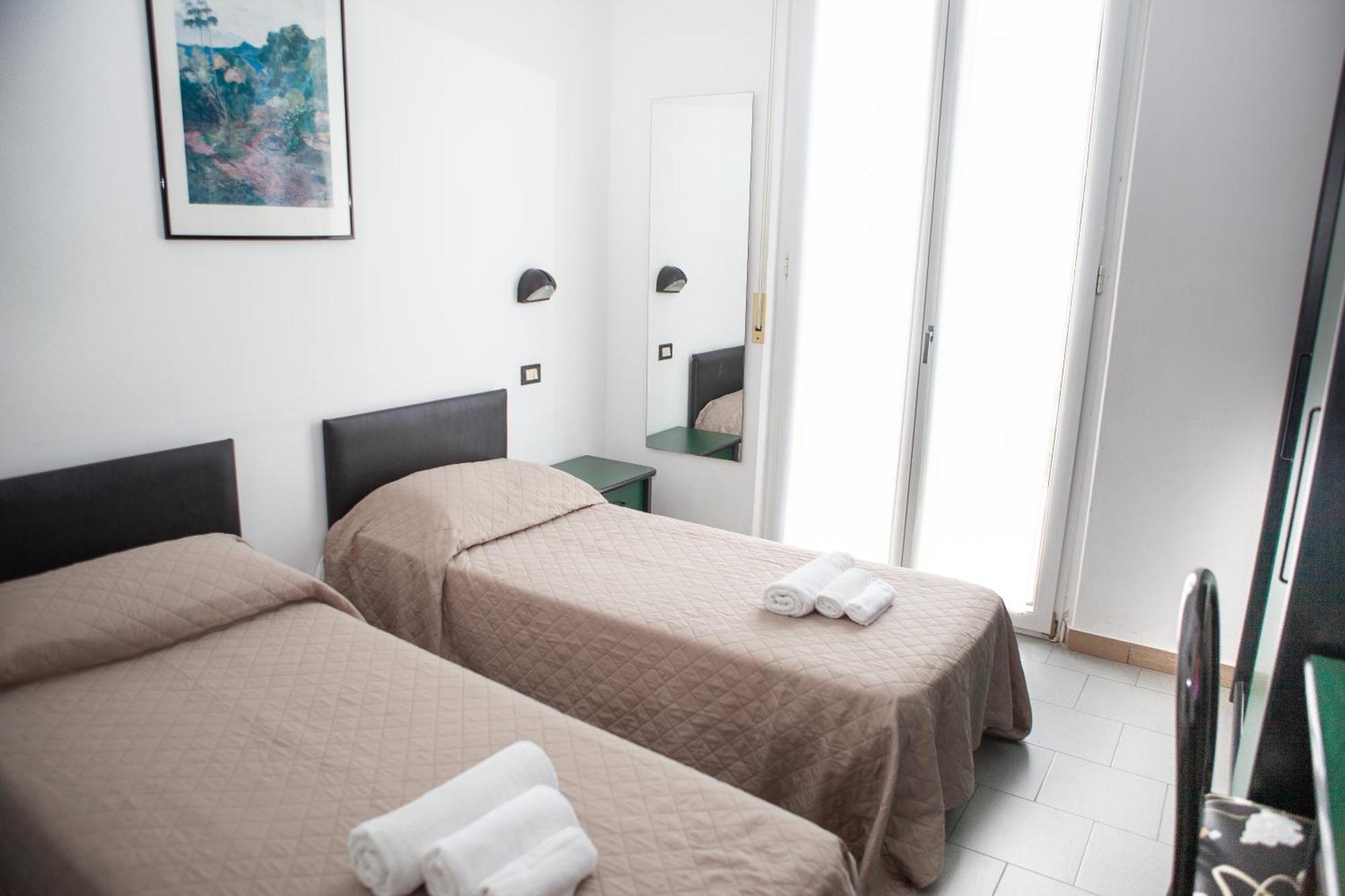 Hotel La Torretta Bramante Rimini Esterno foto